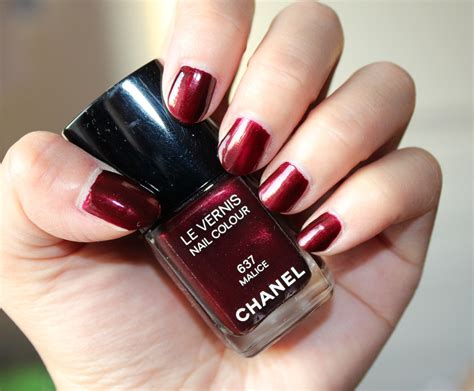 chanel malice nail